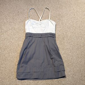 Aritzia Wilfred Mini Dress 8 Sweetheart Colorblock Fitted Tiered Two Tone